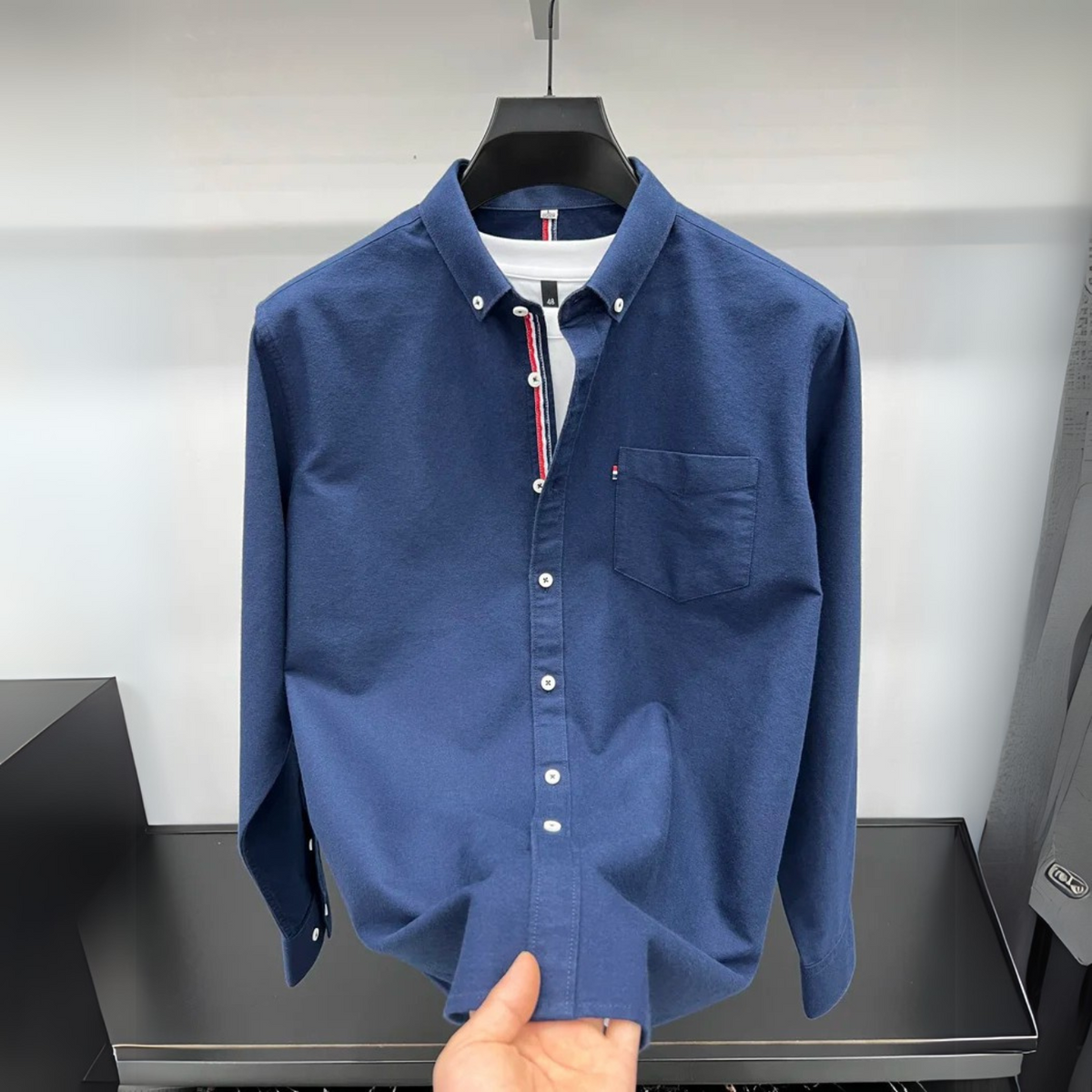 Men's Classic Oxford Shirt Accent Stripes Tailored Fit Long Sleeve Smart-Casual