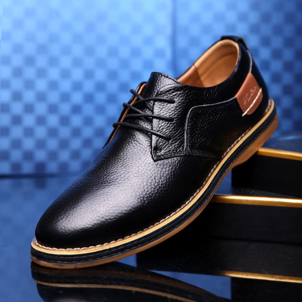 Men's Classic Oxford Shoes Timeless Design Formal Attire Everyday Style