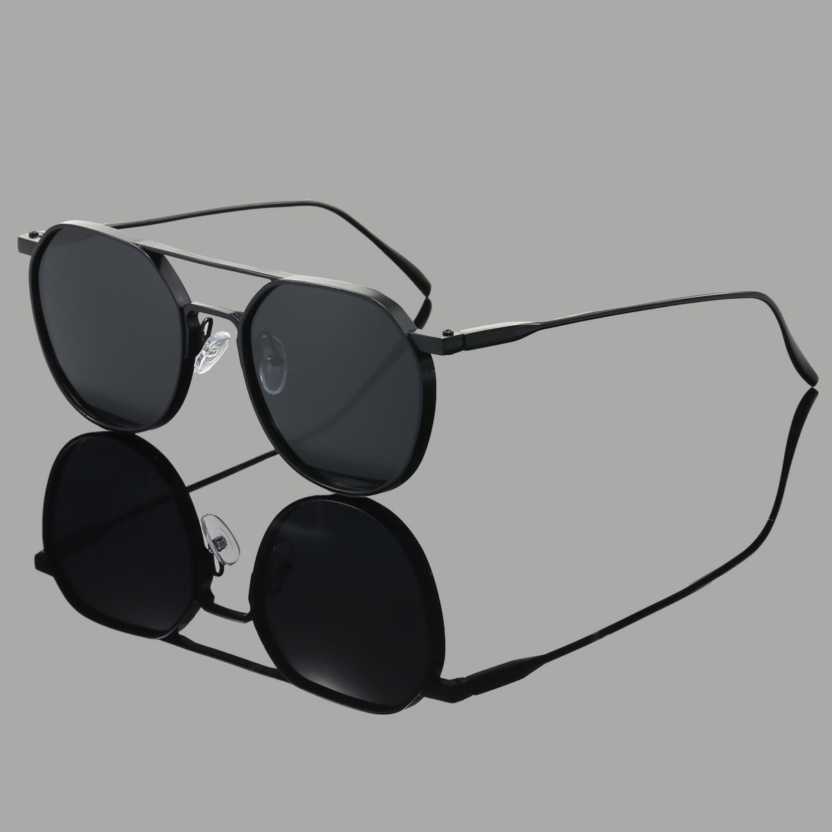 Men's Retro Polarized Sunglasses Classic Frame Stylish Outdoor Fashion
