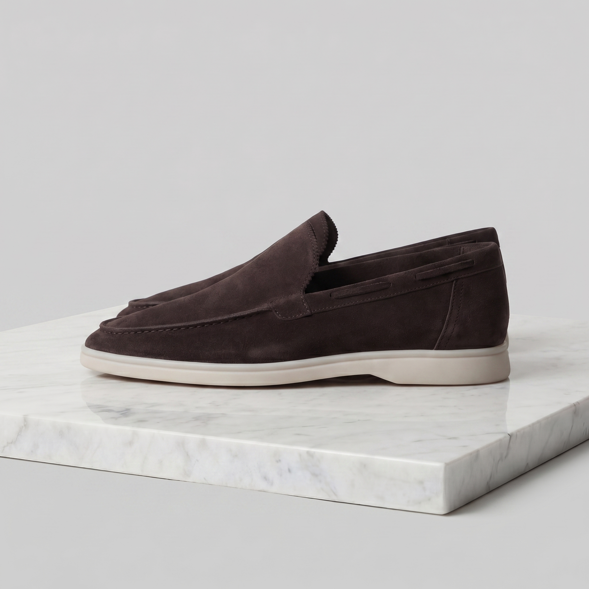Men's Suede Loafers Slip-On Classic Round Toe Moccasin Smart-Casual Office Everyday Casual Formal Alistair