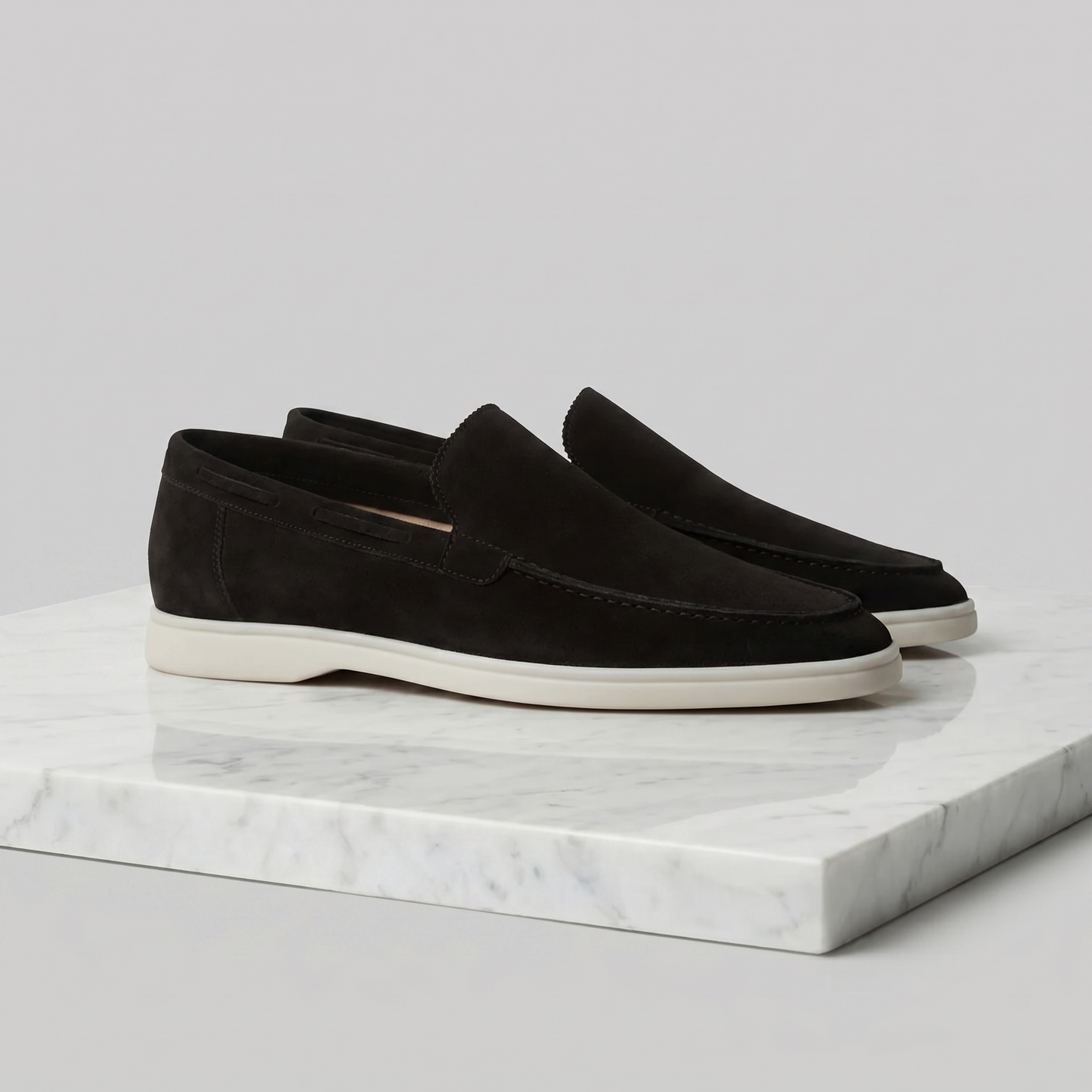 Men's Suede Loafers Slip-On Classic Round Toe Moccasin Smart-Casual Office Everyday Casual Formal Alistair
