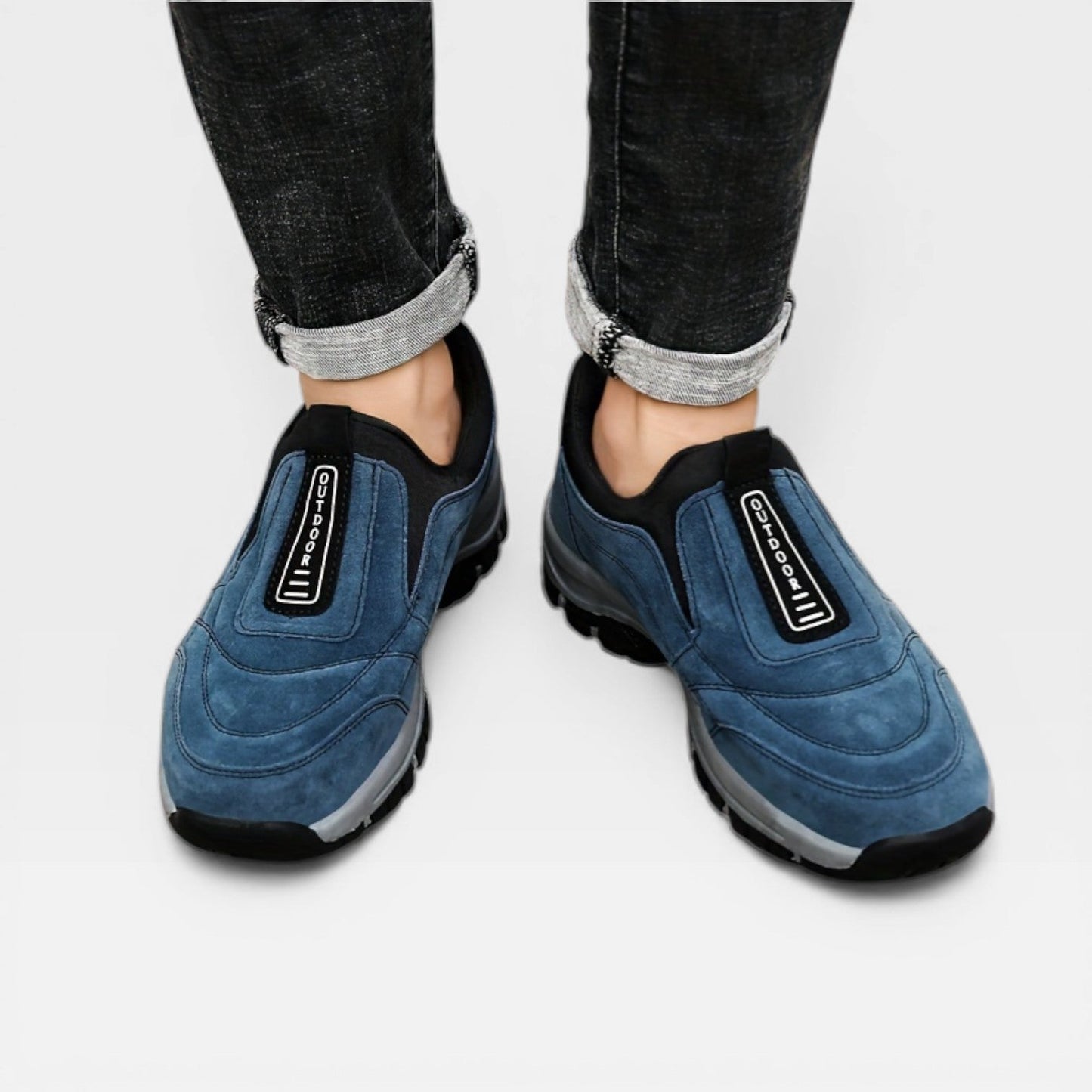 Men's Slip-On Shoes Outdoor Casual Round Toe Walking Everyday Comfort Versatile Lightweight Breathable Sneakers Denholm