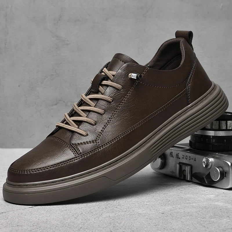 Men's Casual Low Top Sneakers Lace-Up Minimalist Everyday Style