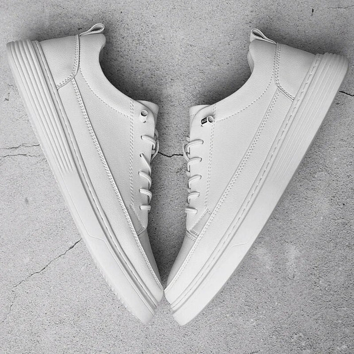 Men's Casual Low Top Sneakers Lace-Up Minimalist Everyday Style
