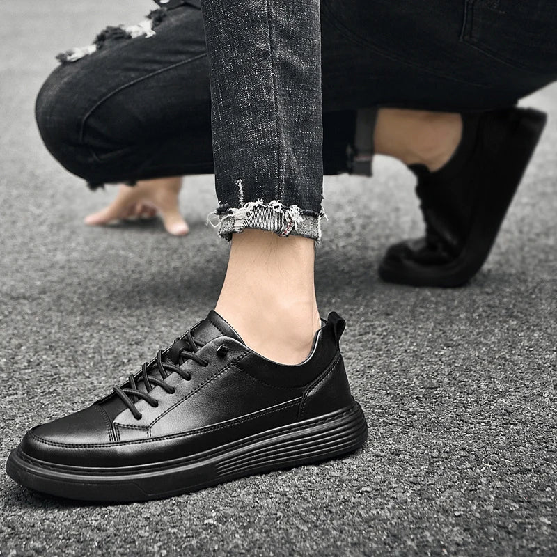 Men's Casual Low Top Sneakers Lace-Up Minimalist Everyday Style