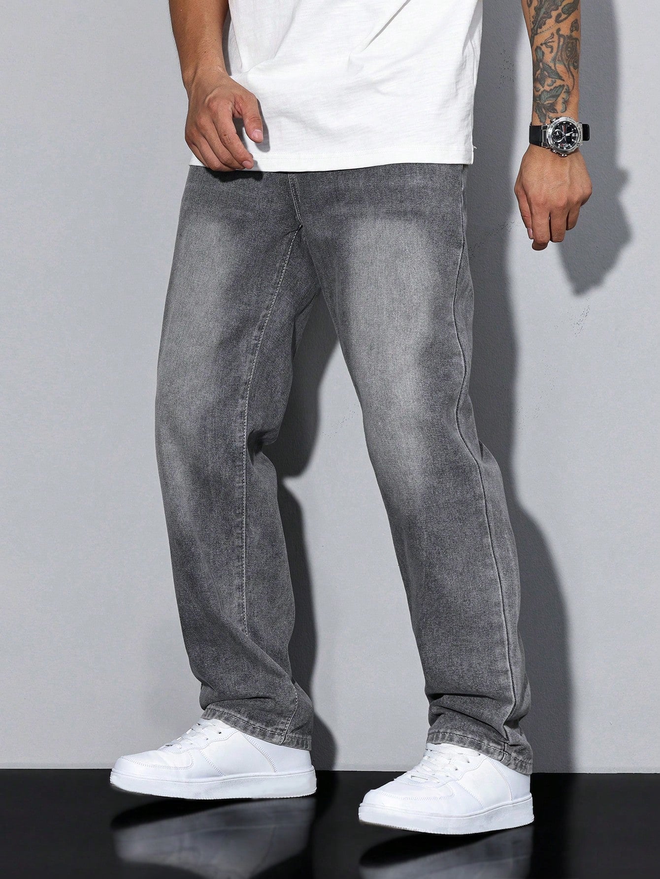 Men's Casual Straight Fit Jeans Versatile Everyday Wear Stylish Comfort